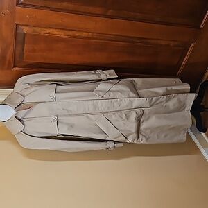 Vintage trench coat Misty Harbor 10 petite tan red inside jacket